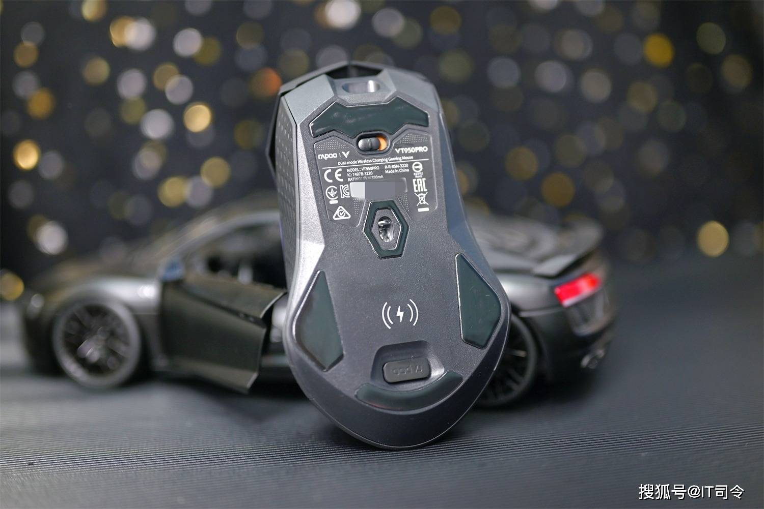 顶配超跑带屏显,加量不加价,上手体验雷柏vt950pro游戏鼠标_回报率