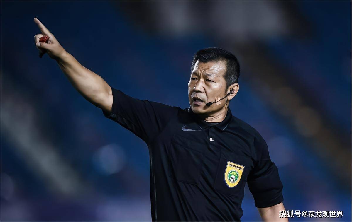 王哲复出躲进小黑屋!