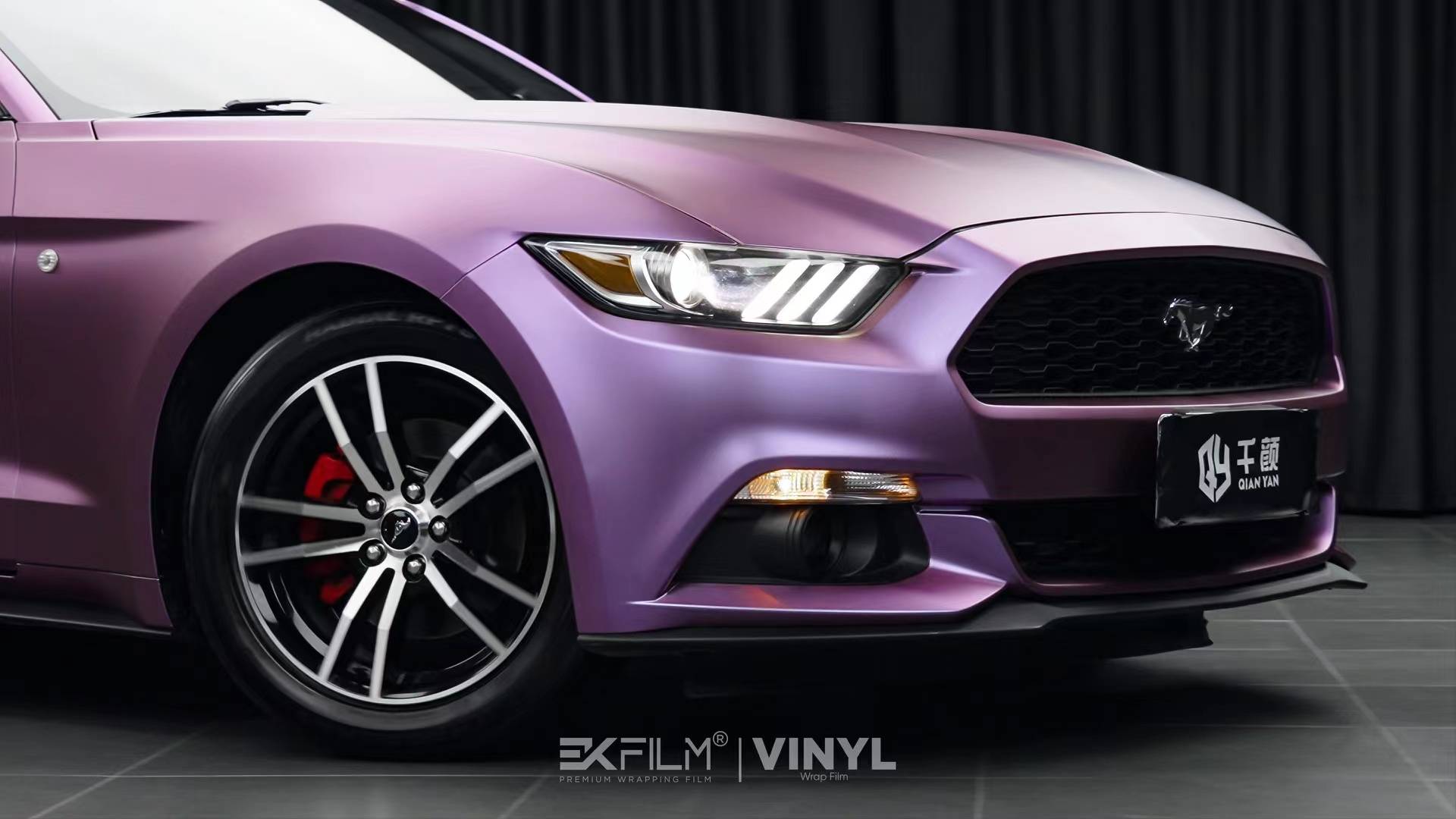 野马ekfilm改色膜树莓粉紫,完美勾勒出车身线条_搜狐汽车_搜狐网