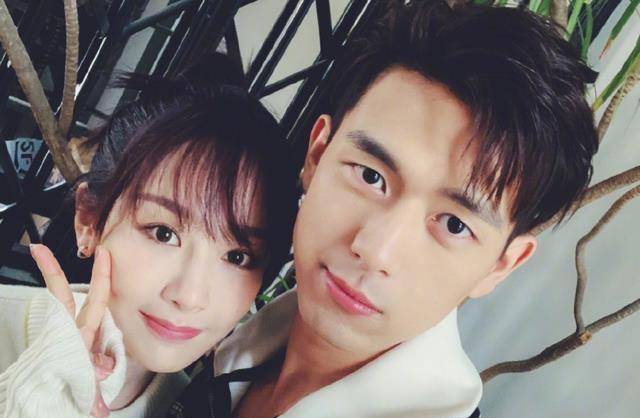 杨紫生日李现送祝福,乔欣卡点失败,贺顿送锦旗,张一山保持沉默_同学