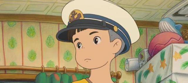 其实还描绘另一个爱情故事,那就是宗介的妈妈理莎和爸爸耕一,理莎在家