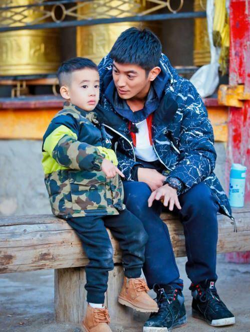 嗯哼染发,山竹烫发,杜江有了嗯哼同款小辫子_小春_大王_neinei