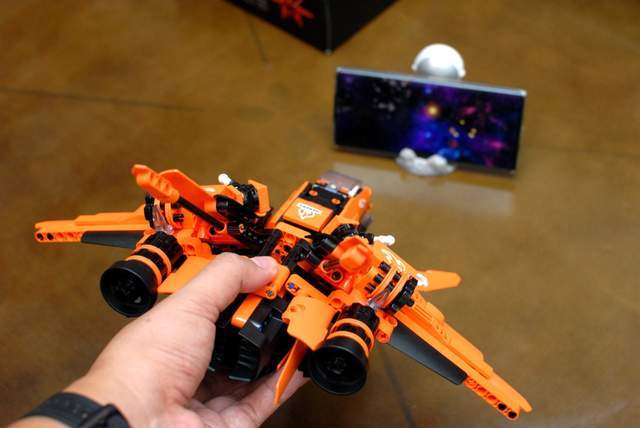 积木的进击,小米有品众筹上架ONEBOT神兽机甲,新奇体感游戏体验