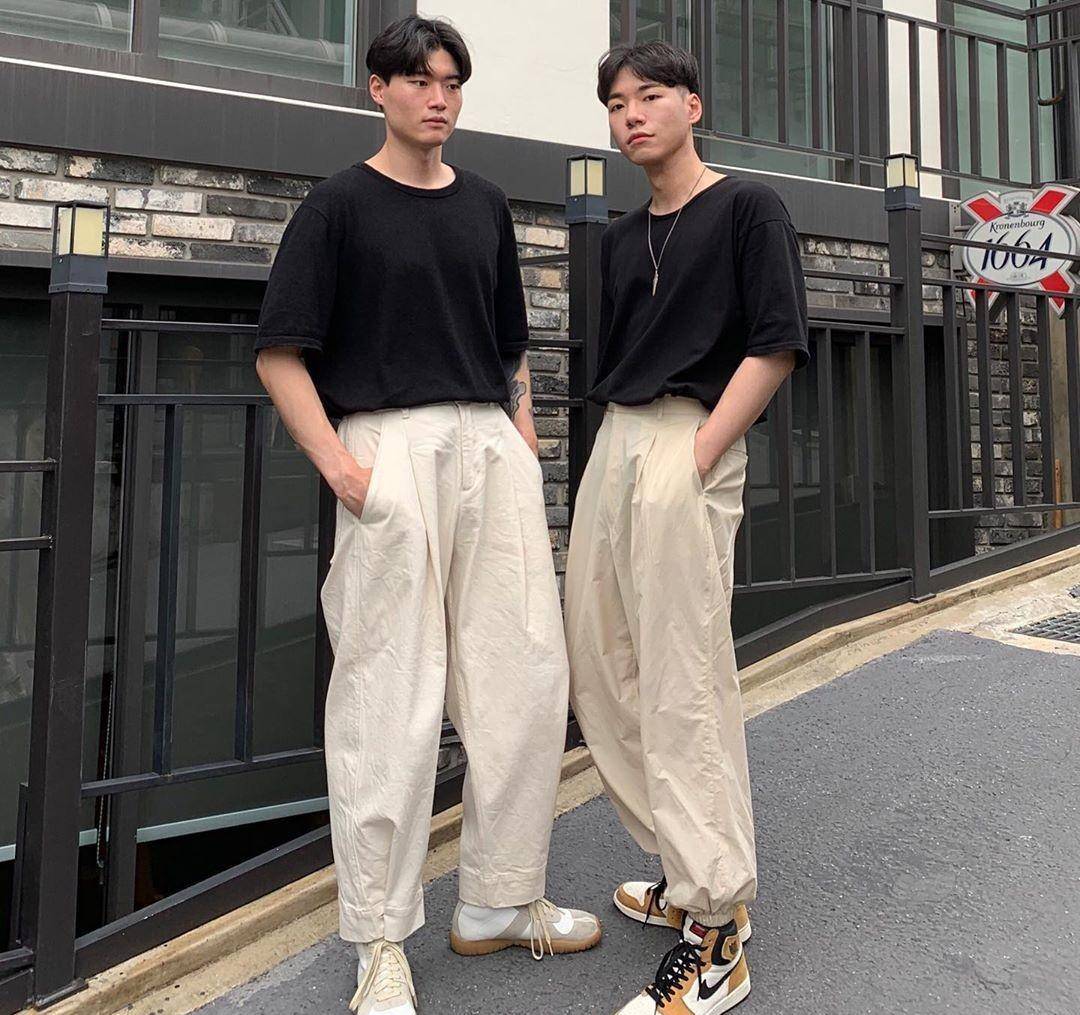 夏天穿搭要适当花一点,这样更有造型感