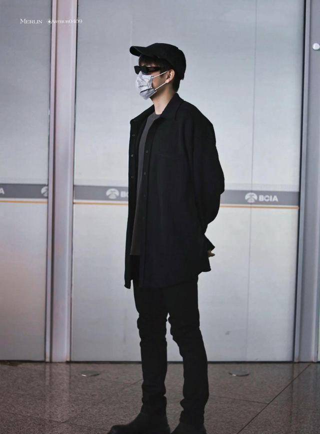 陈飞宇的脚到底有多大?走秀都搭不到合适鞋子程度_阿瑟_概念_因为