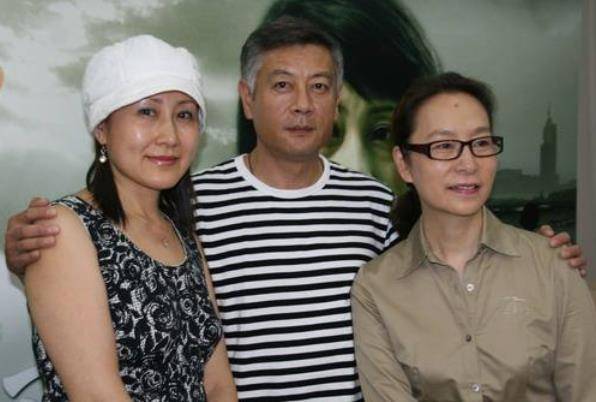 高龄产子留不住男子的心,如今儿子成最大骄傲_奚美娟_周野芒_娱乐