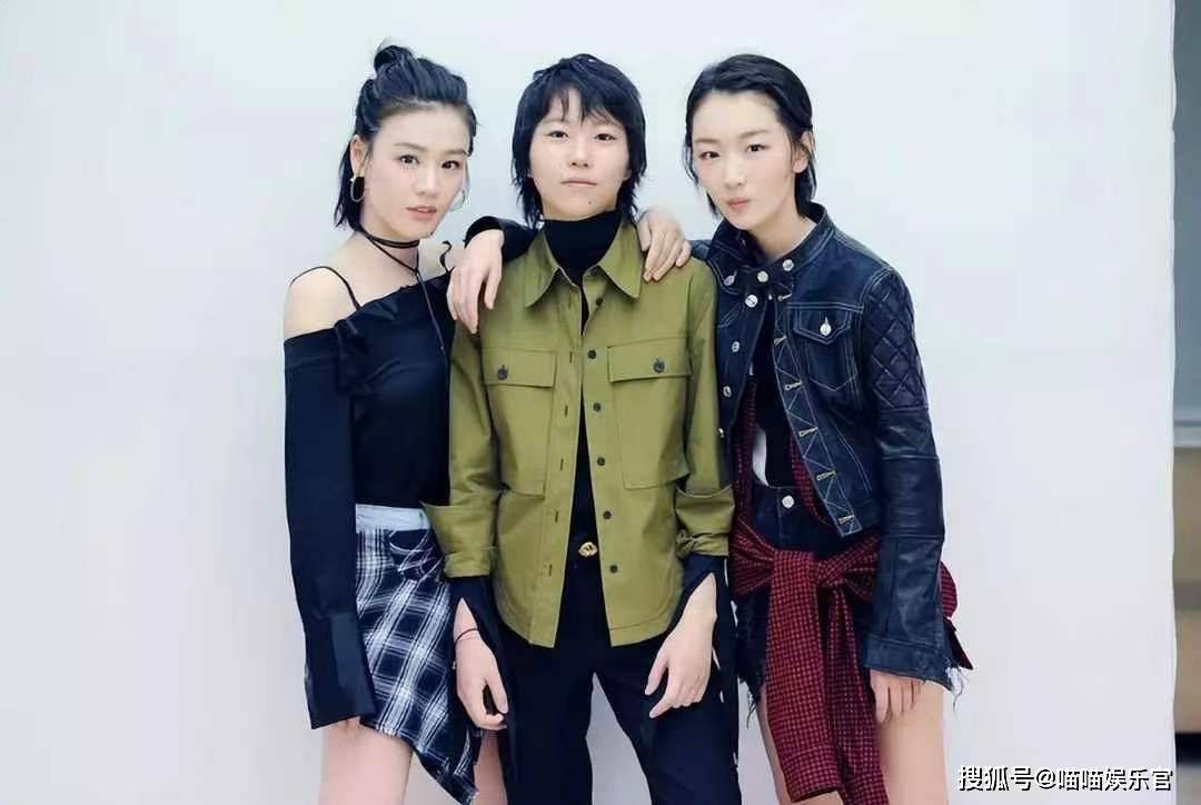 例如,周冬雨曾是窦靖童的绯闻女友.