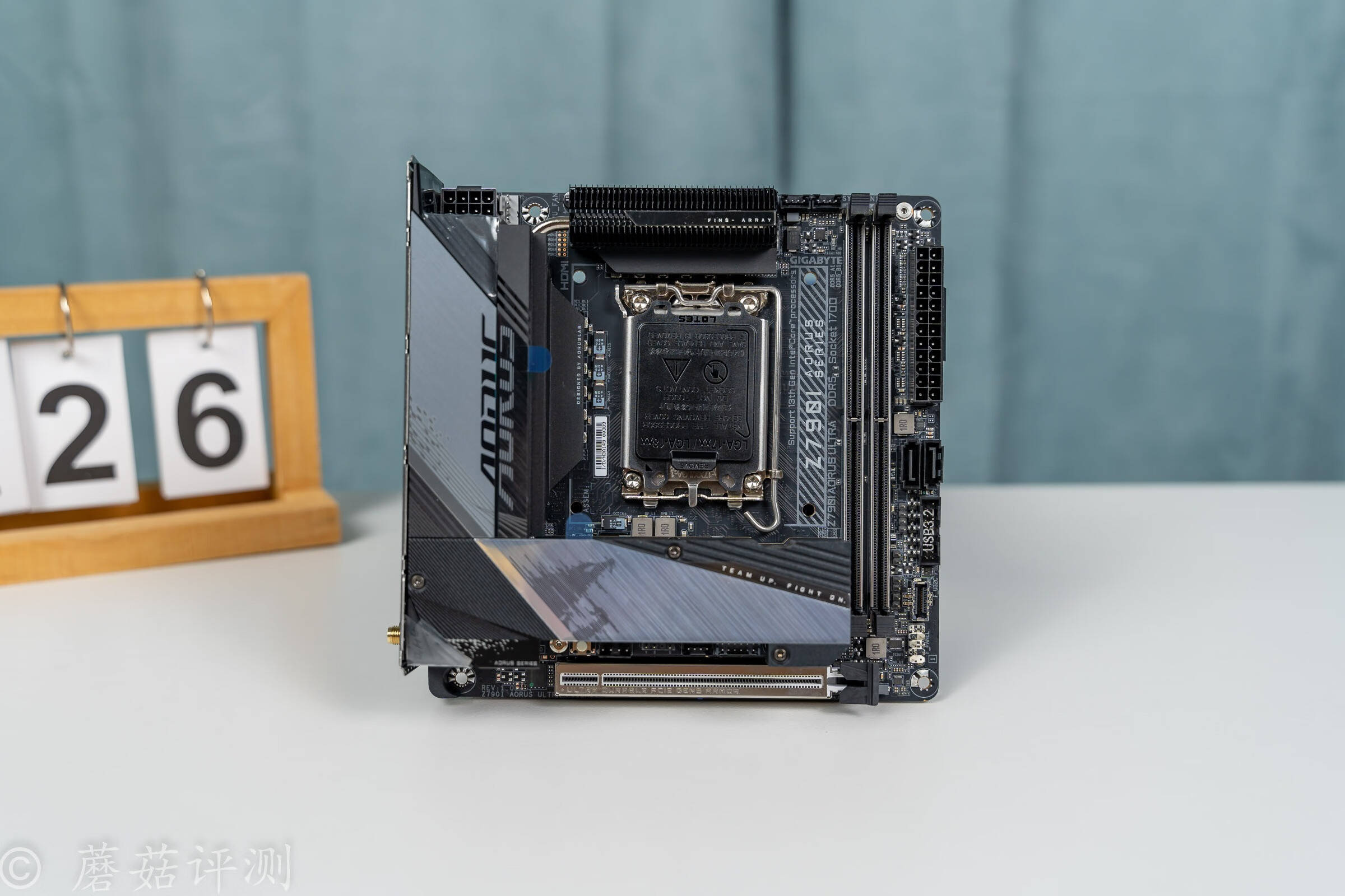 小巧精致,用料厚道,拓展接口丰富,技嘉z790iaorus ultra迷你雕主板