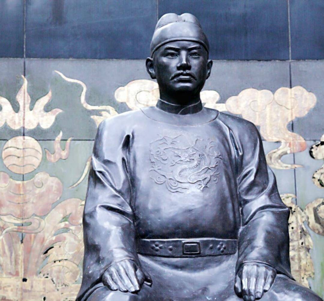 比朱元璋稳,比陈友谅狠,比张士诚富,比徐寿辉强,比方国珍顺_明玉珍