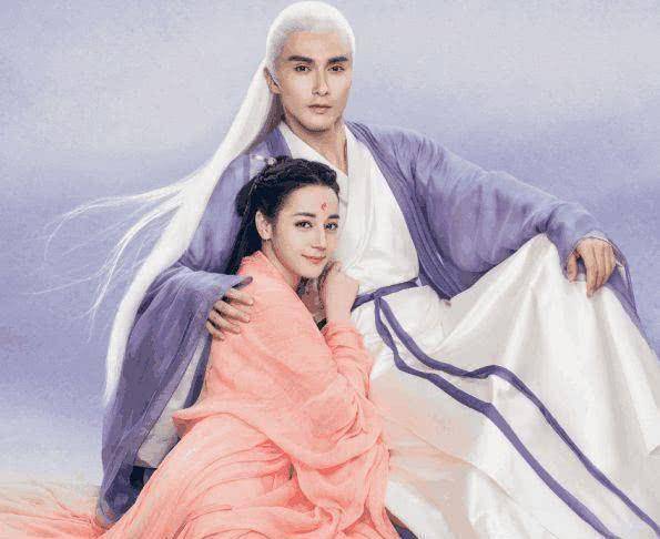 《枕上书》迪丽热巴白布遮眼激吻高伟光画面曝光,这个情人节甜了_帝君