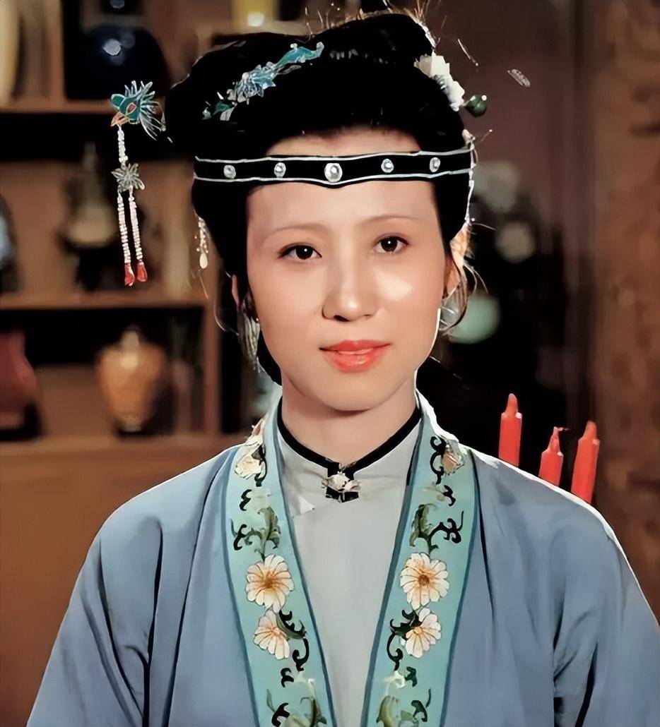 十三回一句话就说透了,作者根本不想瞒_曹雪芹_红楼梦_贾宝玉