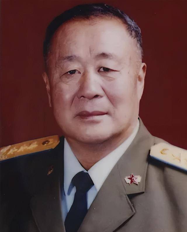 于振武:原空军司令员,22岁参加抗美援朝,65岁授上将,如今91岁_飞行员
