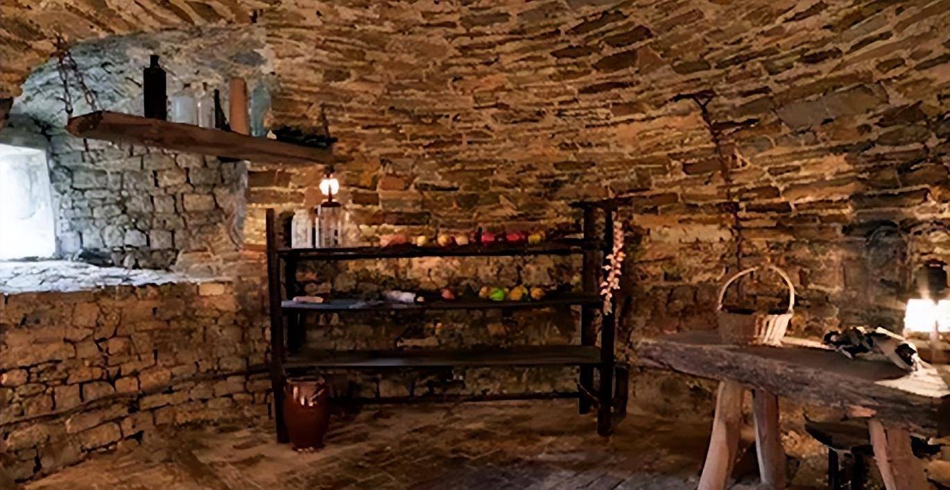 于是,党成喜怀着"悲痛"的心情送了王雪梅一程,在这之后,他还为此难过