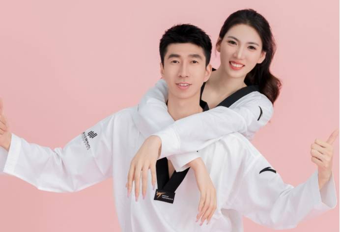 中国体坛诞生一对奥运金牌夫妇,球迷祝福_郑姝音_赵帅和_婚礼