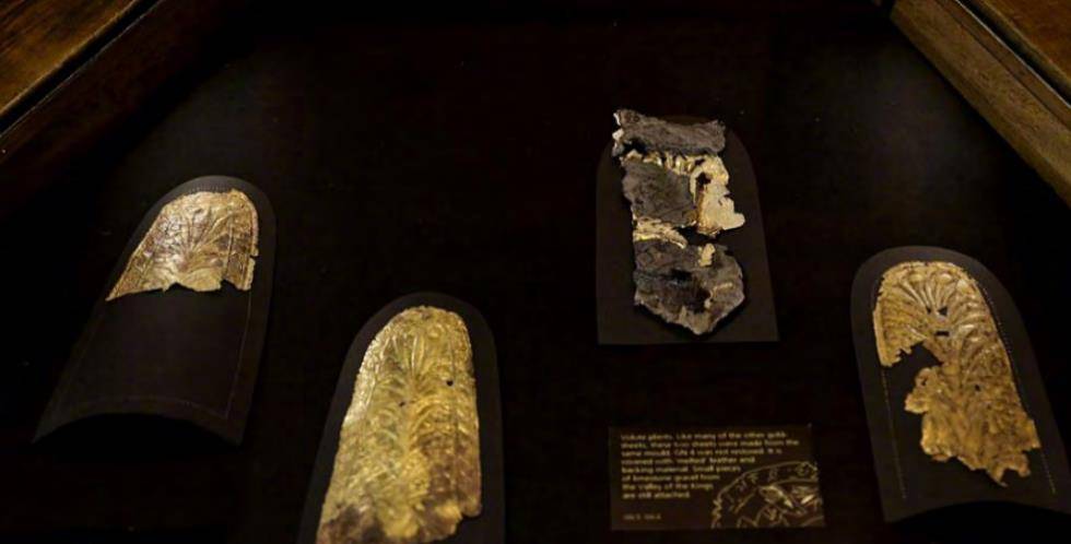 1922年埃及法老王陵墓被打开,出土黄金匕首,专家:不是地球产物