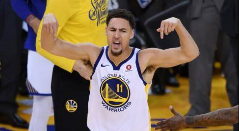 这是金州拉文的搞笑瞬间,也是勇士高开低走的赛季缩影_库里_杜兰特