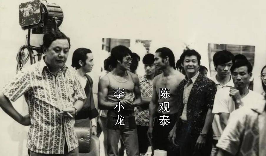 被成龙模仿,被元奎翻拍,陈观泰这部功夫经典,影响了港片的发展_马永