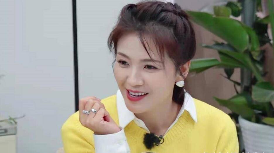 太失败,立规矩秒被闺蜜打脸,被秦海璐当众喂狗粮_妻子_节目_蒋勤勤