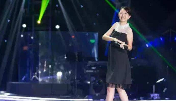 人间第一情卓依婷_卓依婷 甜美天后 童星
