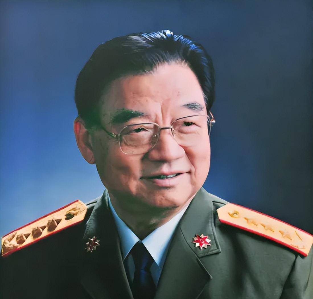 他是总后勤部原政委,12岁任儿童团团长,59岁授中将,65岁升上将_周克玉