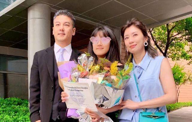 与孙志浩团聚父慈女孝,后妈年轻似姐姐_生活_孙翎茜_林若亚