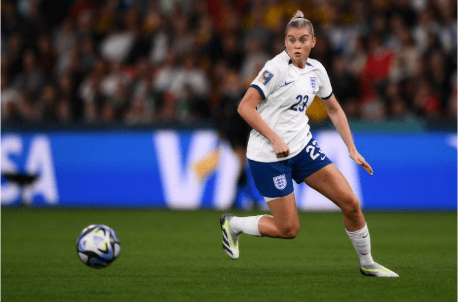 阿森纳和英格兰谦逊的女英雄阿莱西娅·鲁索的显着