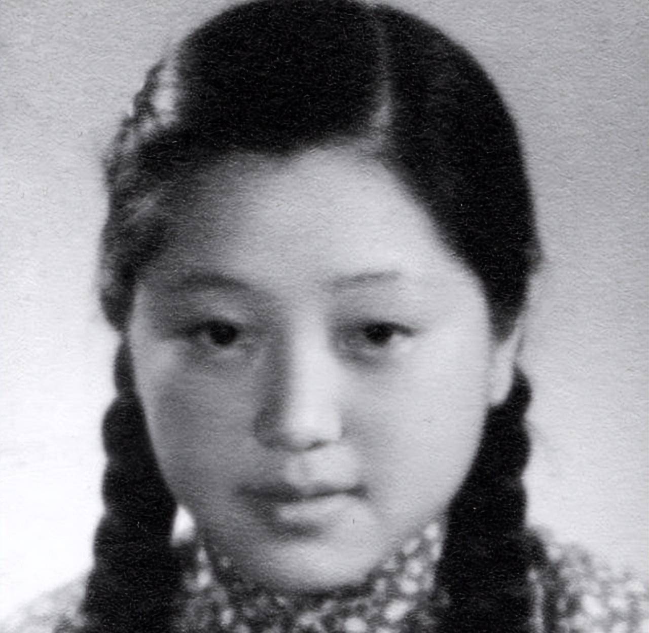 中国第一位女院士何泽慧,不只是钱三强夫人,更是中国的居里夫人_女生