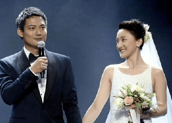 周迅公布自己与高圣远的交往消息,短短两个月后,两人就结了婚,陈坤