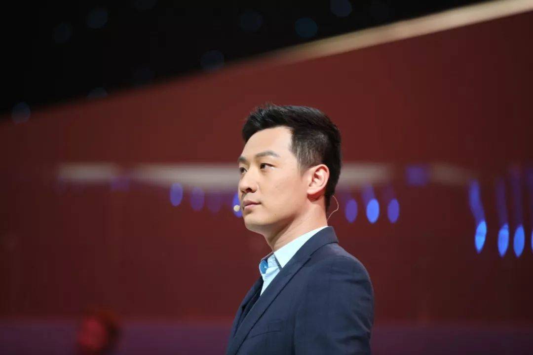 央视著名主持人舒冬:每次节目流泪都是真诚的,儿子已5岁了_足球_生活