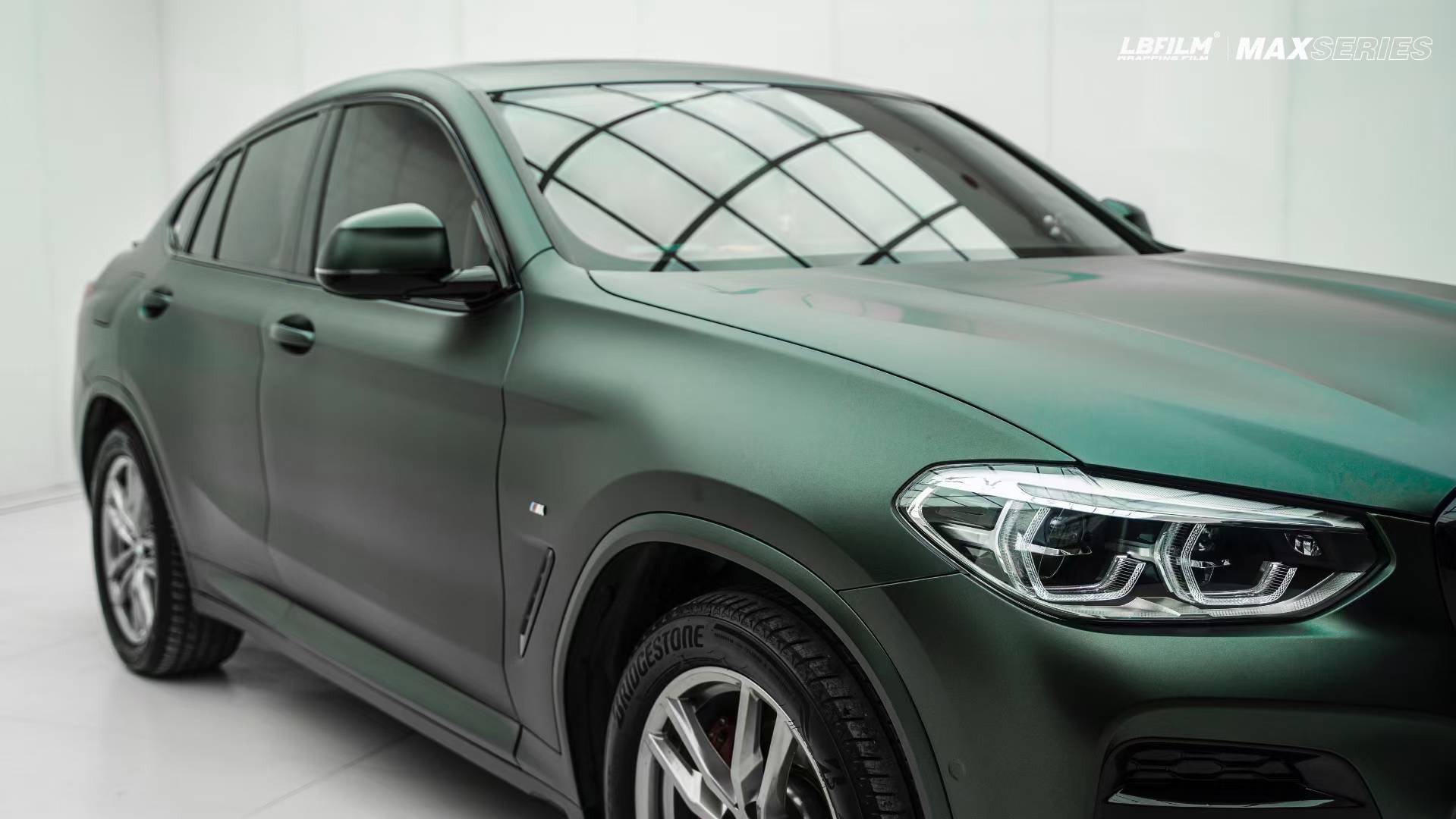 宝马x4-lb改色膜仙踪绿,仿佛进入了一片神秘的森林_搜狐汽车_搜狐网