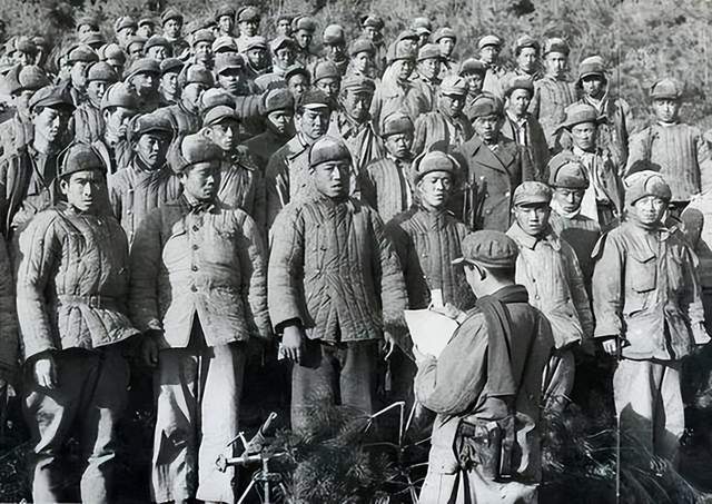 解放战争中的12兵团阵容豪华,出了1位大将3个上将,全军再无第二_部队