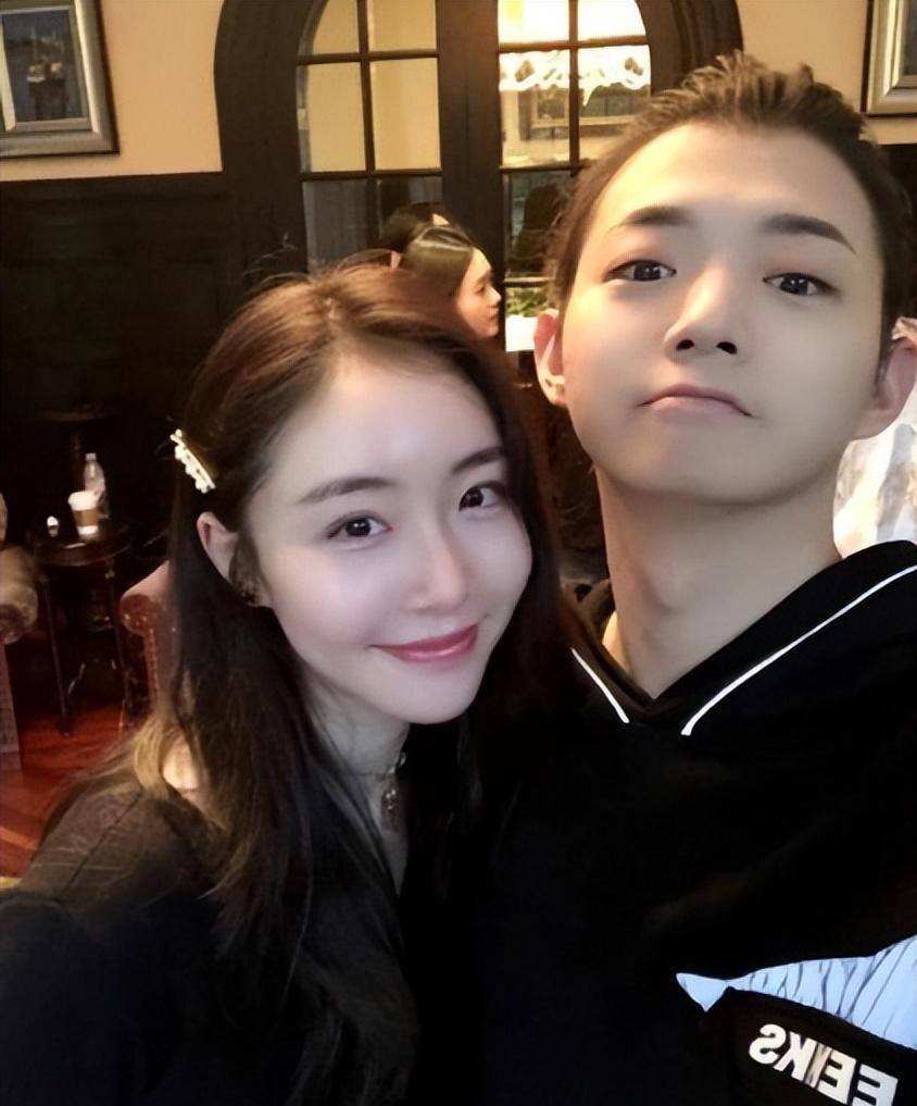 (霍尊终于回应)