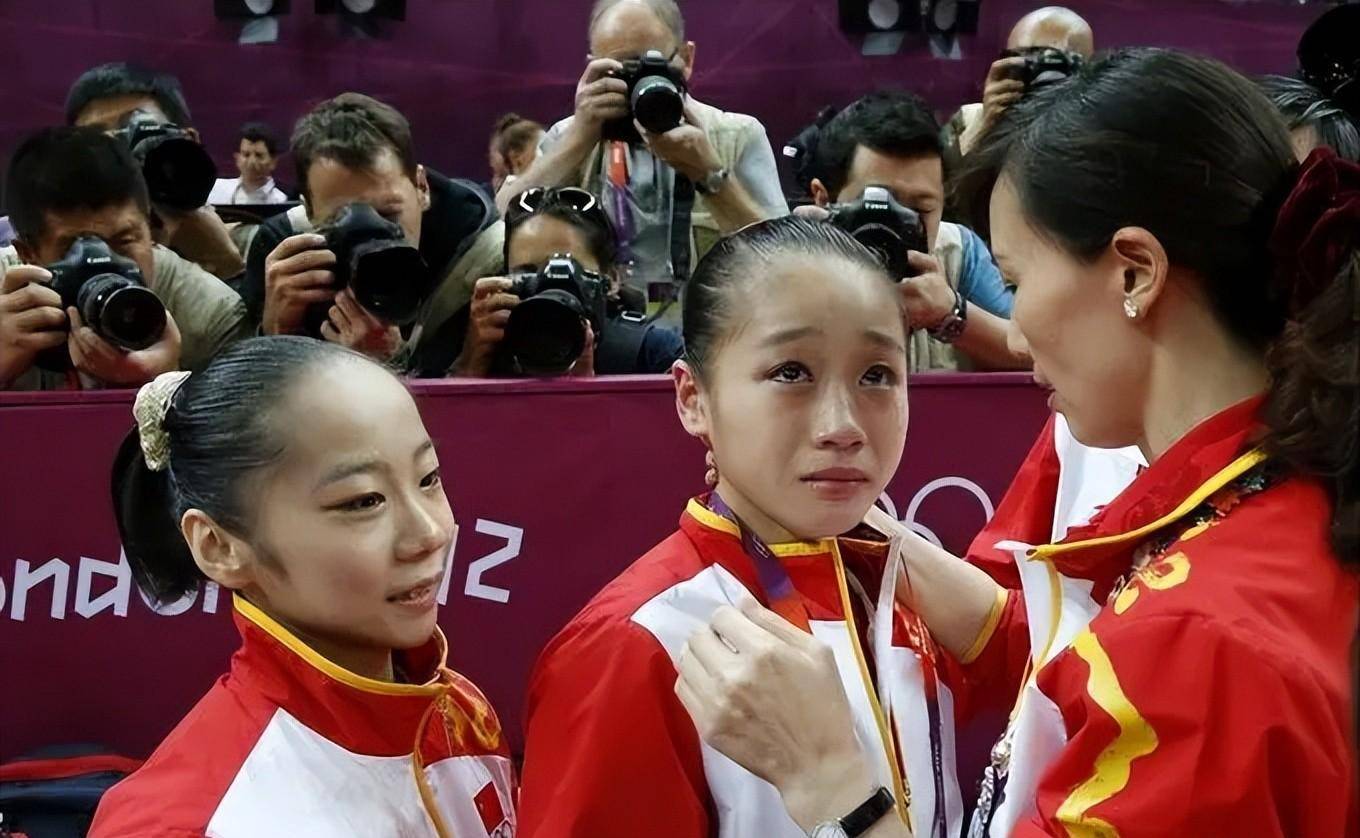 "最强替补"邓琳琳:奥运会临危受命夺得金牌,碾压美国保送北大_训练
