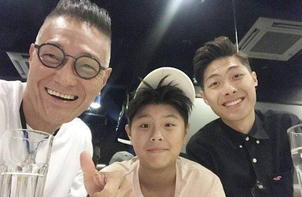 为其打拼29年却得10万遣散费,洪金宝再次力捧翻红_女友_邹兆龙_电影界