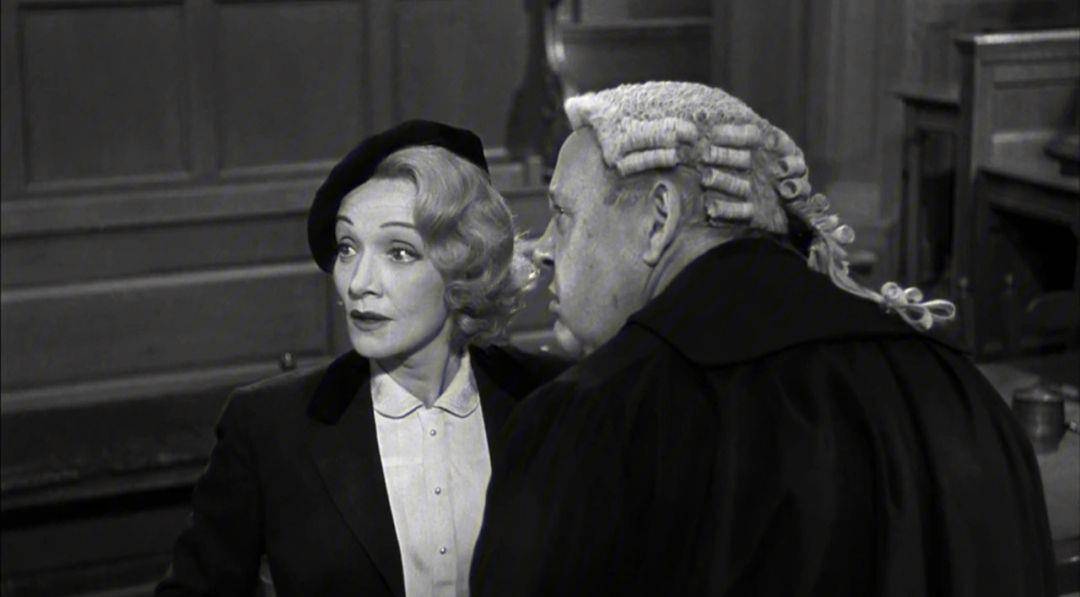 《控方证人》:一个关于真相与正义的伦敦推理传奇