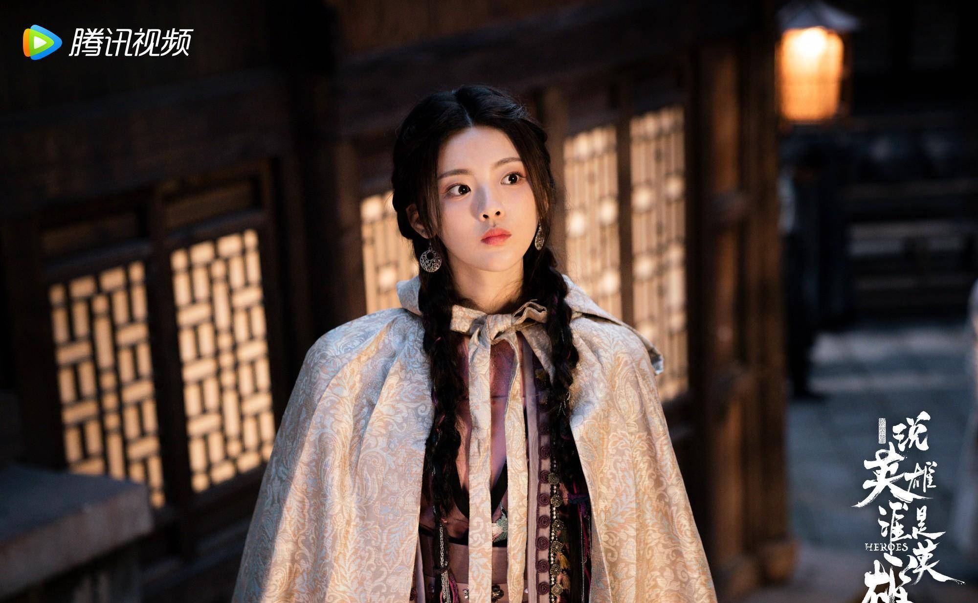 两部古装大女主剧都"扑"了,杨超越真该"醒醒"了!_演技_吉祥_观众