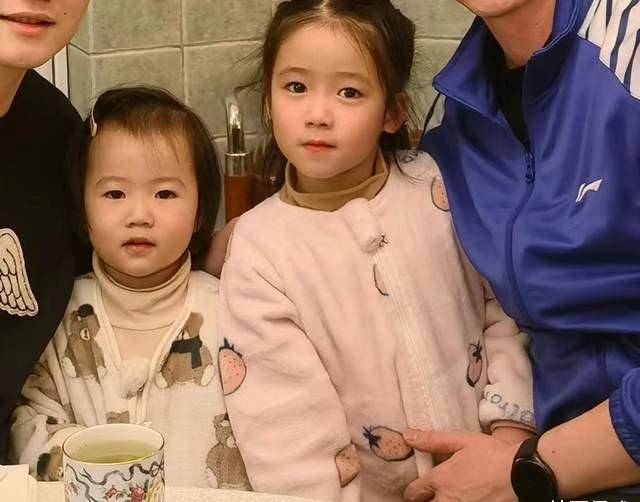 奥运冠军王励勤女子首次露面!