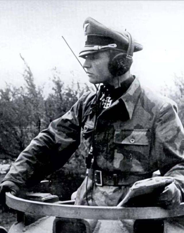 但该来的终究会来,随后盟军撒开大网在法莱斯把德军装在了"口袋里".