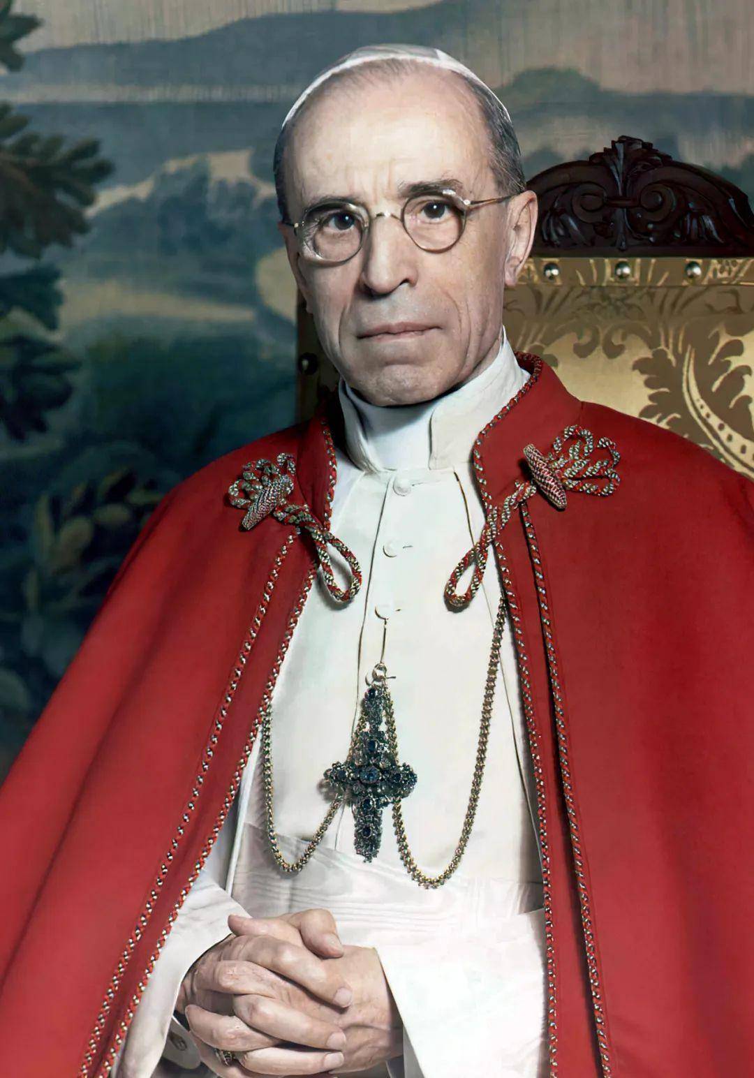 总统罗斯福向教廷询问,是否可以核实纳粹屠杀犹太人的情况时,梵蒂冈的