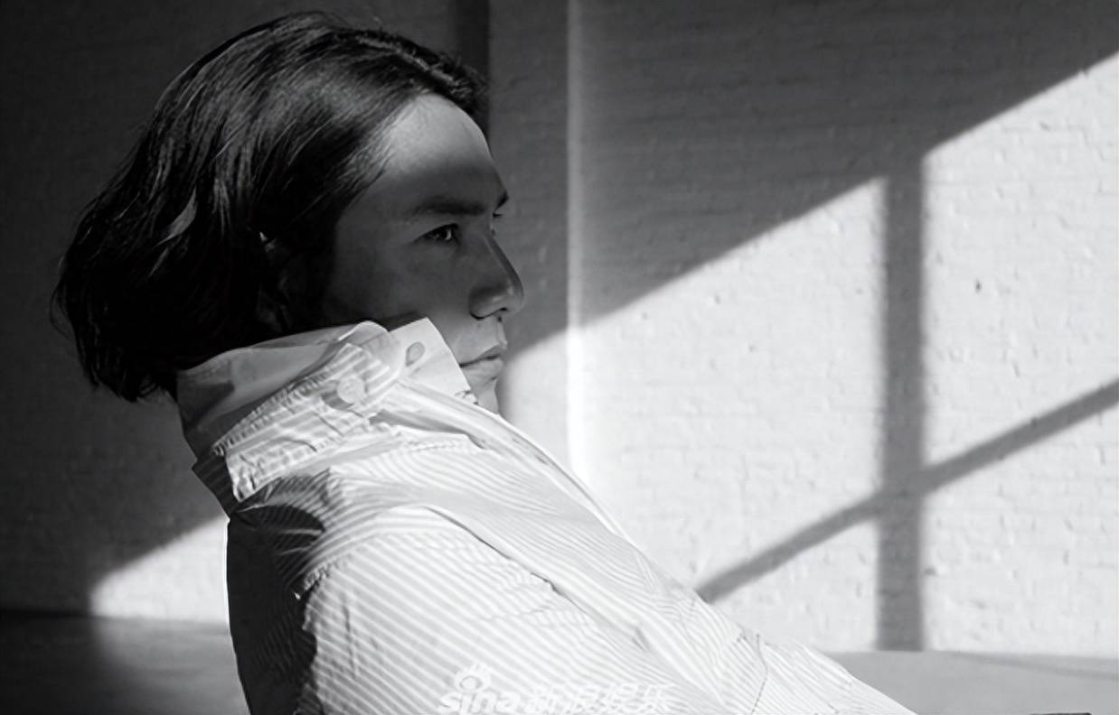 "文艺不老男神"陈坤的神秘人生_赵宝刚_孩子_依萍