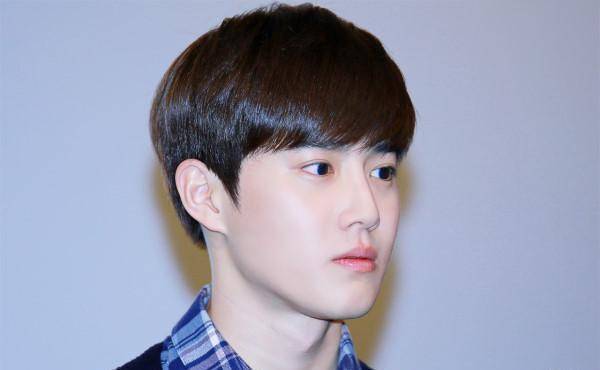 队长suho入伍,exo成员们送行,chen成为大家的焦点_服兵役_歌迷_服务