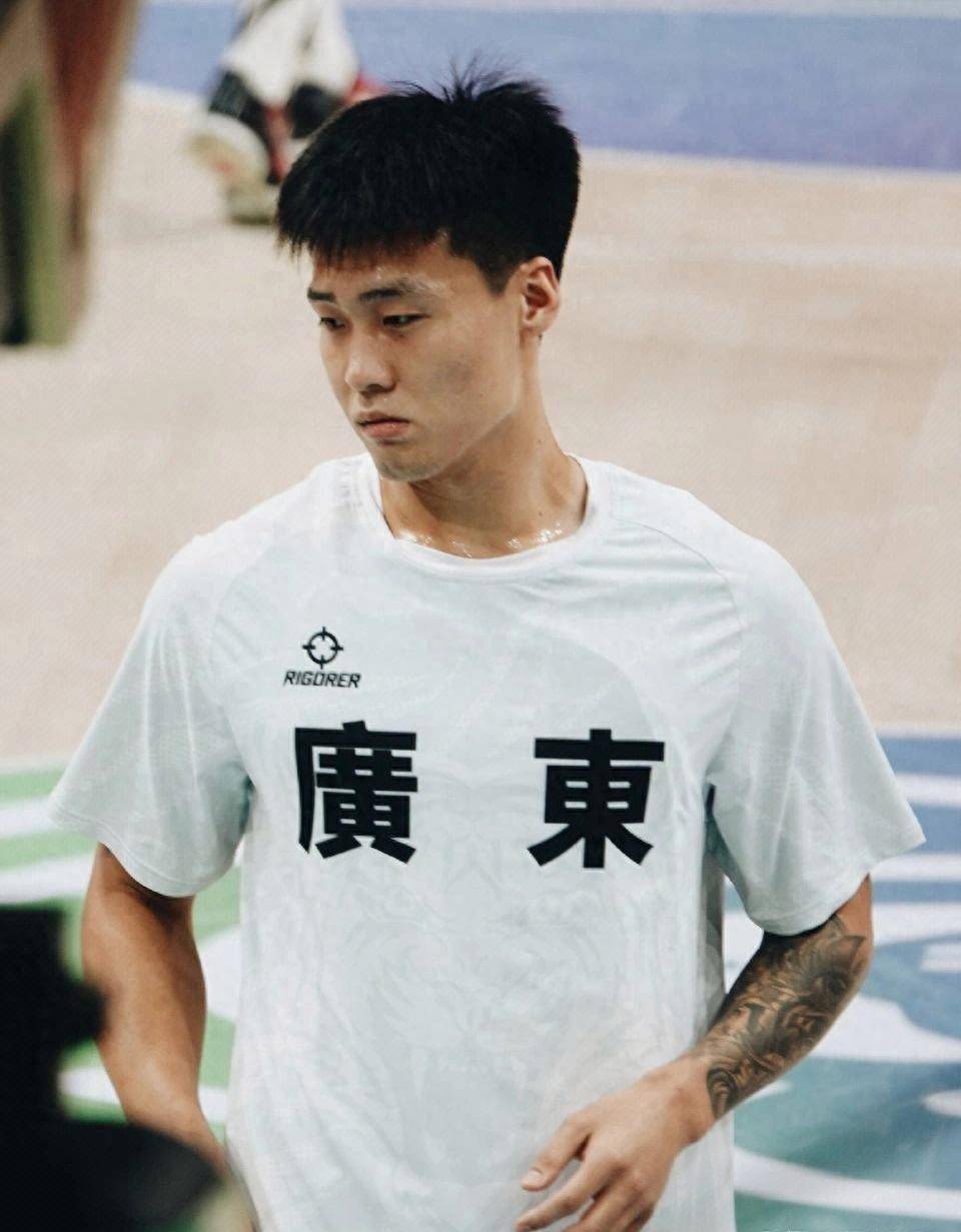 新疆彻底被激怒,赵睿加盟新疆队,黄秋实抵达辽宁_实力_广东_小将