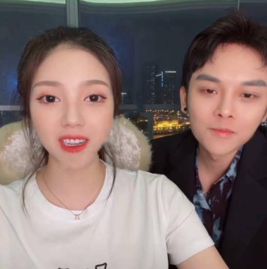 兜儿顺产完14天,小猪先生蒙头睡大觉,月嫂连洗头都要伺候她_网友_孩子