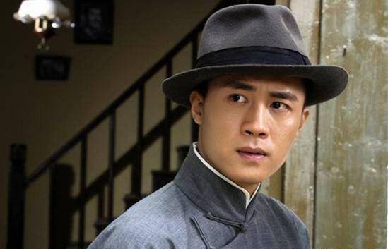 杜淳晒八块腹肌从文艺小生到"硬汉"帅气逼人都快认不出来了_健身_市场