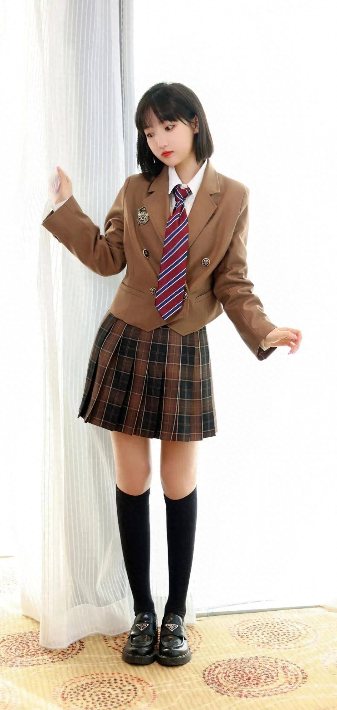 青春之光,时尚魅力,jk裙和小姐姐的赤诚之心_女子_肖像_阳光