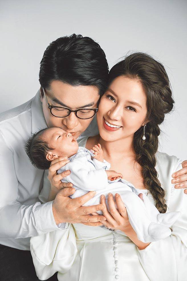 "好命"的徐子淇:24岁嫁千亿豪门,33岁生4胎,公公送一亿彩礼_霍启山_李