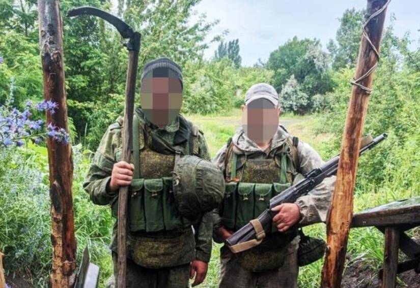 中国"81胸挂"现身俄乌战场,不是中国最好的胸挂,中国有更好的_弹匣_我