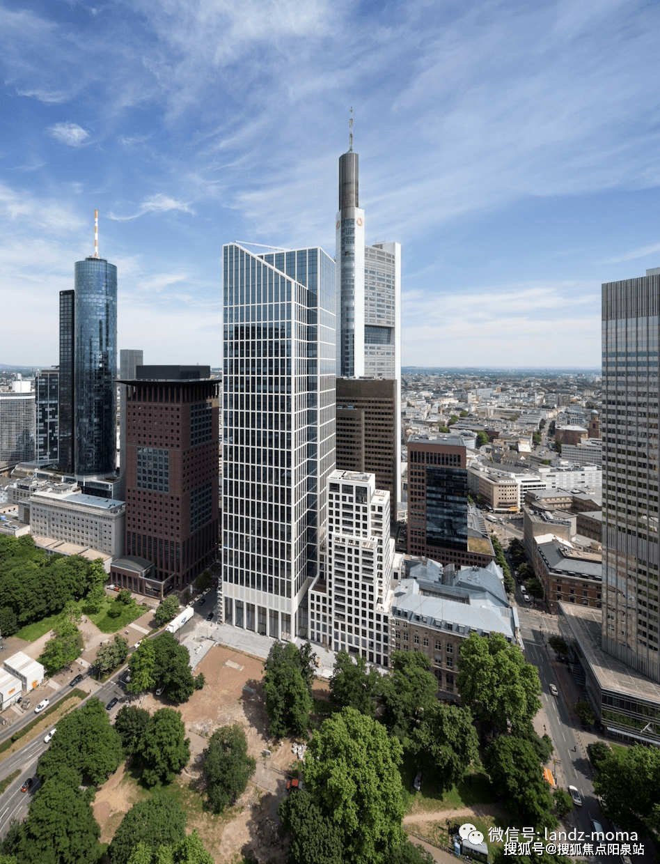 铁狮门-柏林索尼中心铁狮门-洛克菲勒中心品牌:铁狮门售楼热线:400