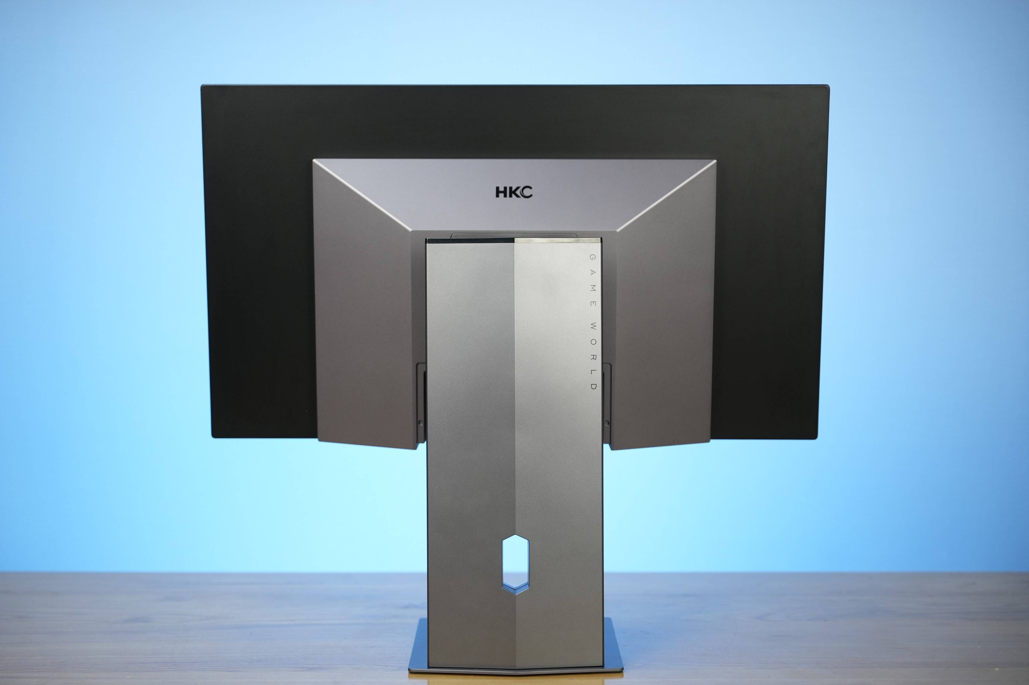 国产进场=腥风血雨？国民OLED机皇HKC OG27QK再掀电竞显示器波澜!