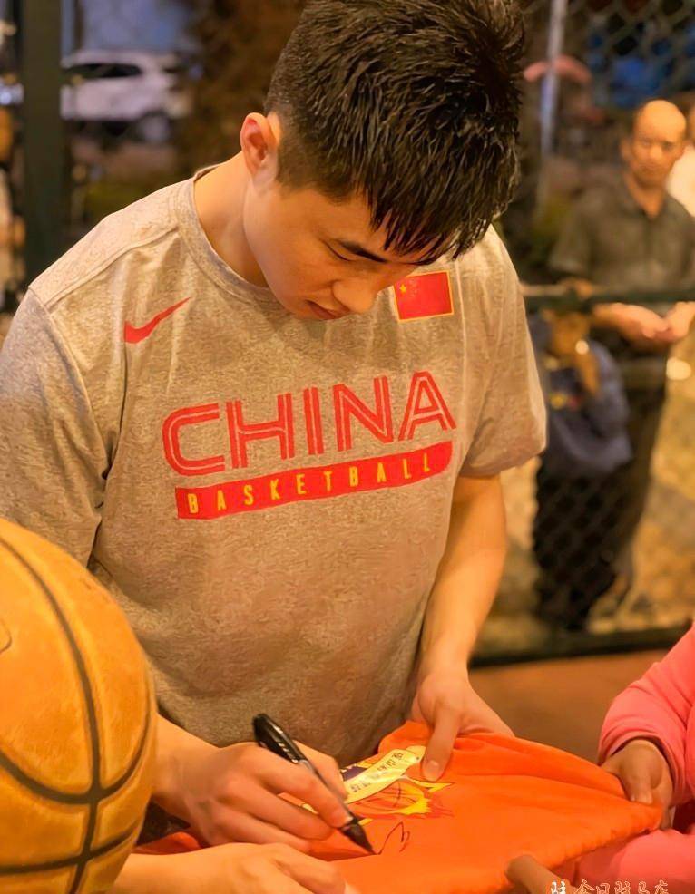 国家一级篮球运动员,职业队退役球员王勃臣的篮球之缘_青年队_训练